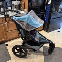 BOB Revolution SE with Hand Break Jogging Stroller