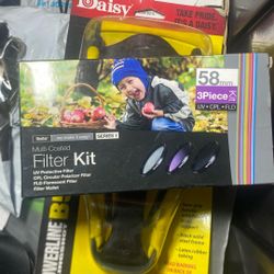 Vivitar 58mm Lens Kit