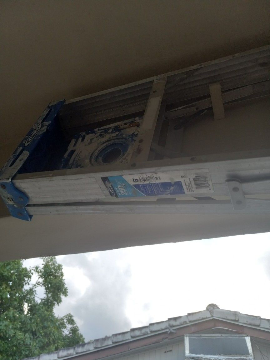 6-10 Foot Ladder Werner Ladder Good Shape First Reasonable Offer To Pickup ASAP $50 Or Best Offer
