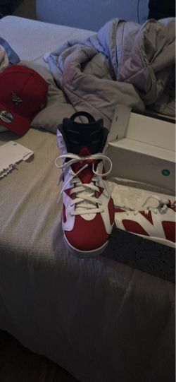 Carmine 6 size 11