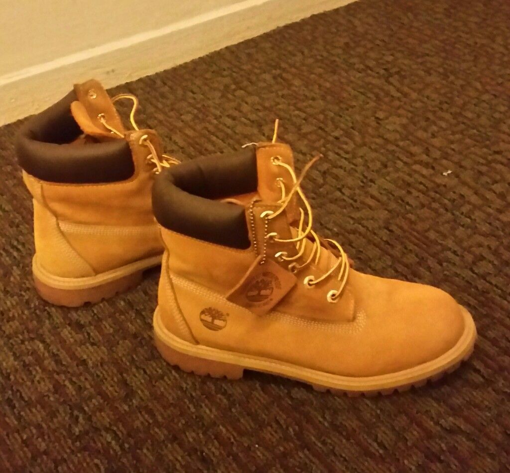 Timberland work boots LIKE NEW excellent condition