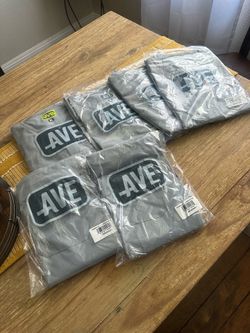Men’s scrubs