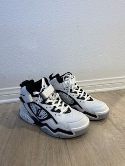 (Authentic) Louis Vuitton LV2 NBA collab Virgil Abloh Trainer Sneaker Men’s size 9.5 10 Off White