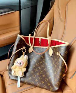 LOUIS VUITTON Neverfull MM 