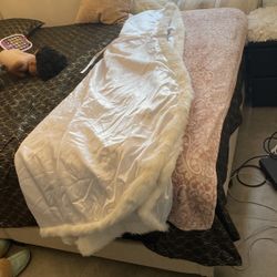 Winter Wedding throw over