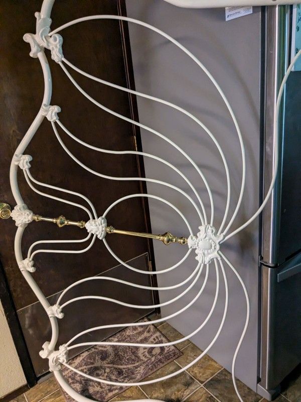 Queen Size Headboard And Footboard