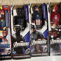 4 Marvel Action Figures