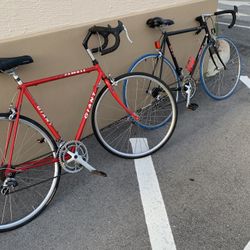 Bicycle Sale 2 Very Nice Road Bikes  Giant And Fuji Ready To Ride!