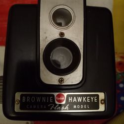 Vintage Kodak Brownie Hawkeye Flash Camera 