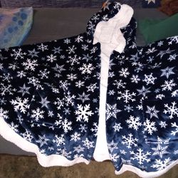 Pavilla Fleece Blanket With Sleeves, Really Soft & Warm Robe 