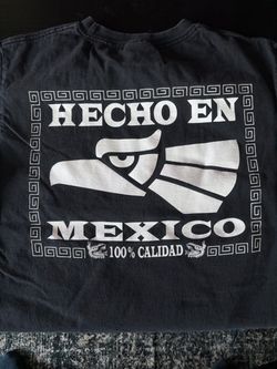 Women’s size M Black Hecho En Mexico Graphic T-Shirt