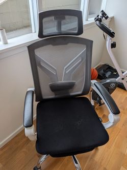 office chair with foot rest