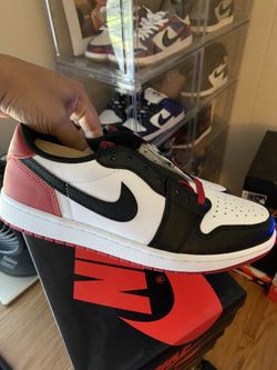 AJ1 Black Toe Lows