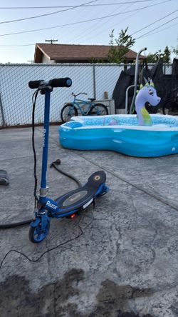 Razor scooter