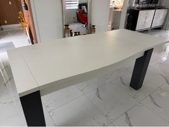 Dinning table