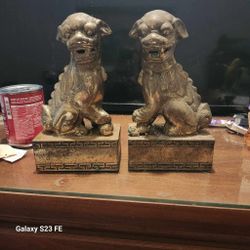 Vintage Collectable Oriental Solid Brass Dogs