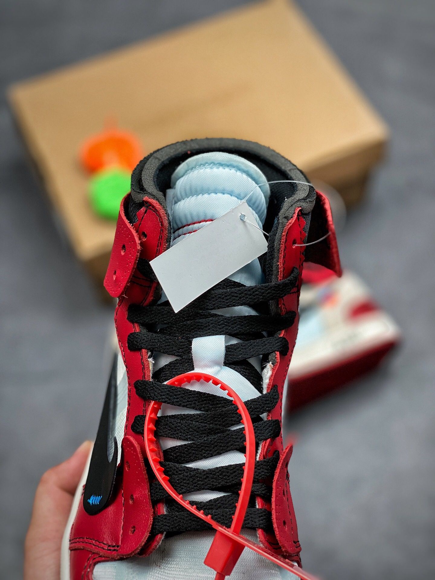 Jordan 1 Retro off White Chicago P1