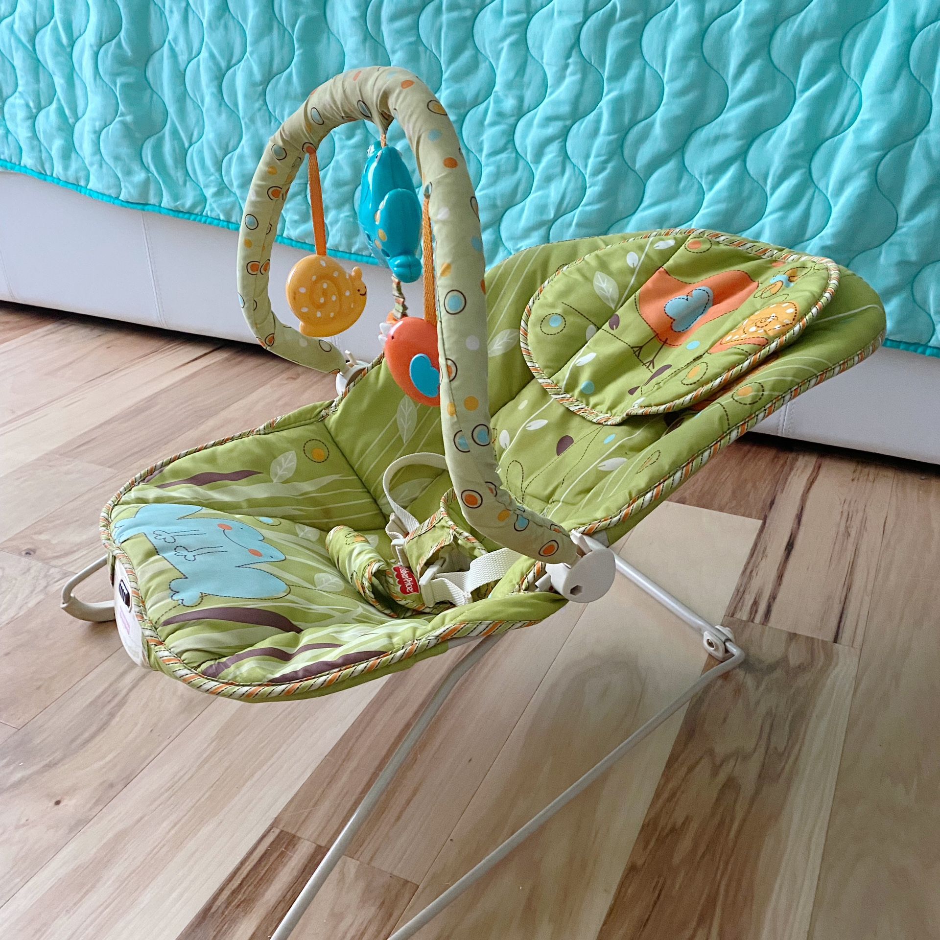 Fisher Price Comfy Time Infant Bouncer Green Meadows - MUST GO