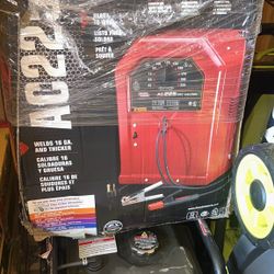 Lincoln Electric 225 Amp Arc/Stick Welder AC225S, 230V