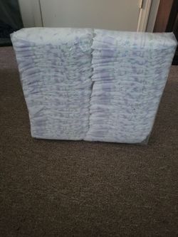 Pampers Marca KIRKLAND size 1-2 Paquete Con 40