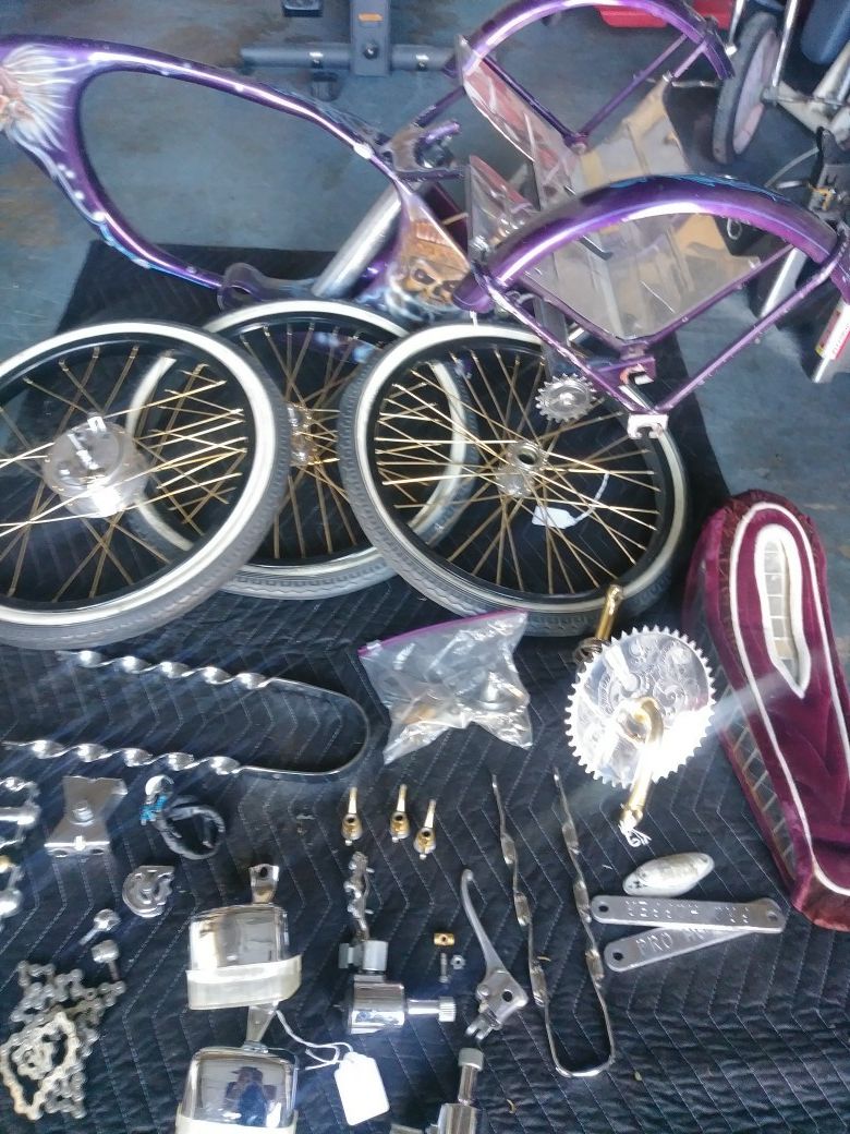 Custom lowrider bike