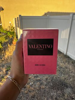 Valentino perfume