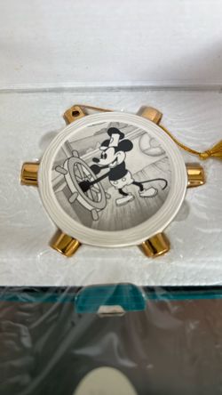 Walt Disney Classic Collection Ornament