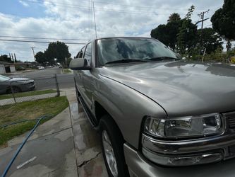 01 Chevy suburban