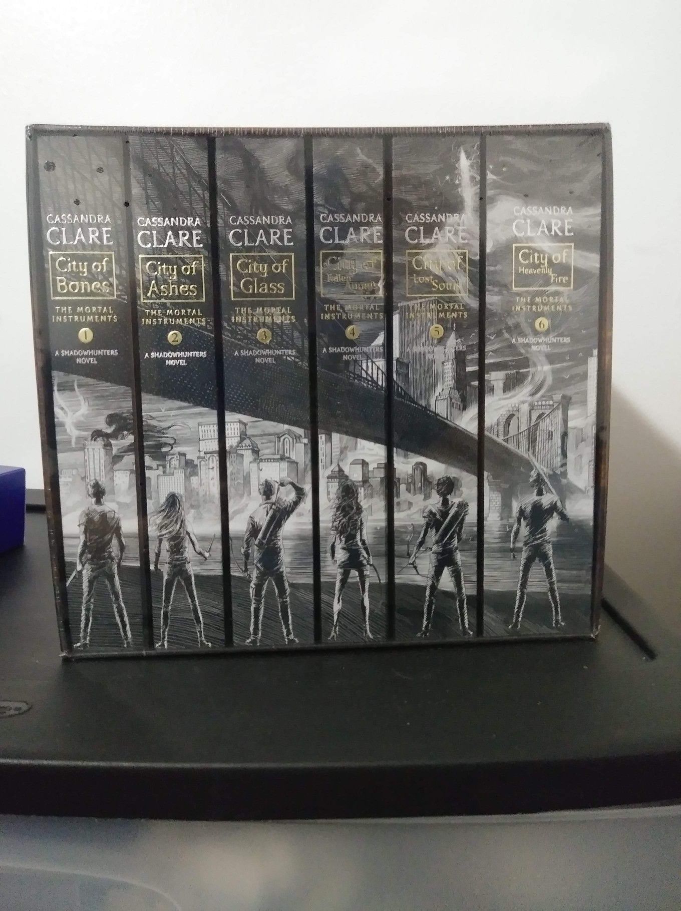 Cassandra Clare's The Mortal Instruments A Shadow Hunter Novel Complete Series 1-6 box set