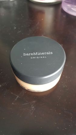 Bare minerals matte foundation lose powder golden tan
