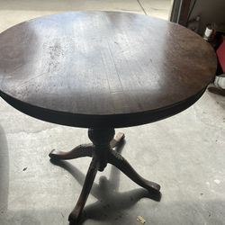 Antique Round Table