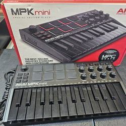 Akai MPK mini 