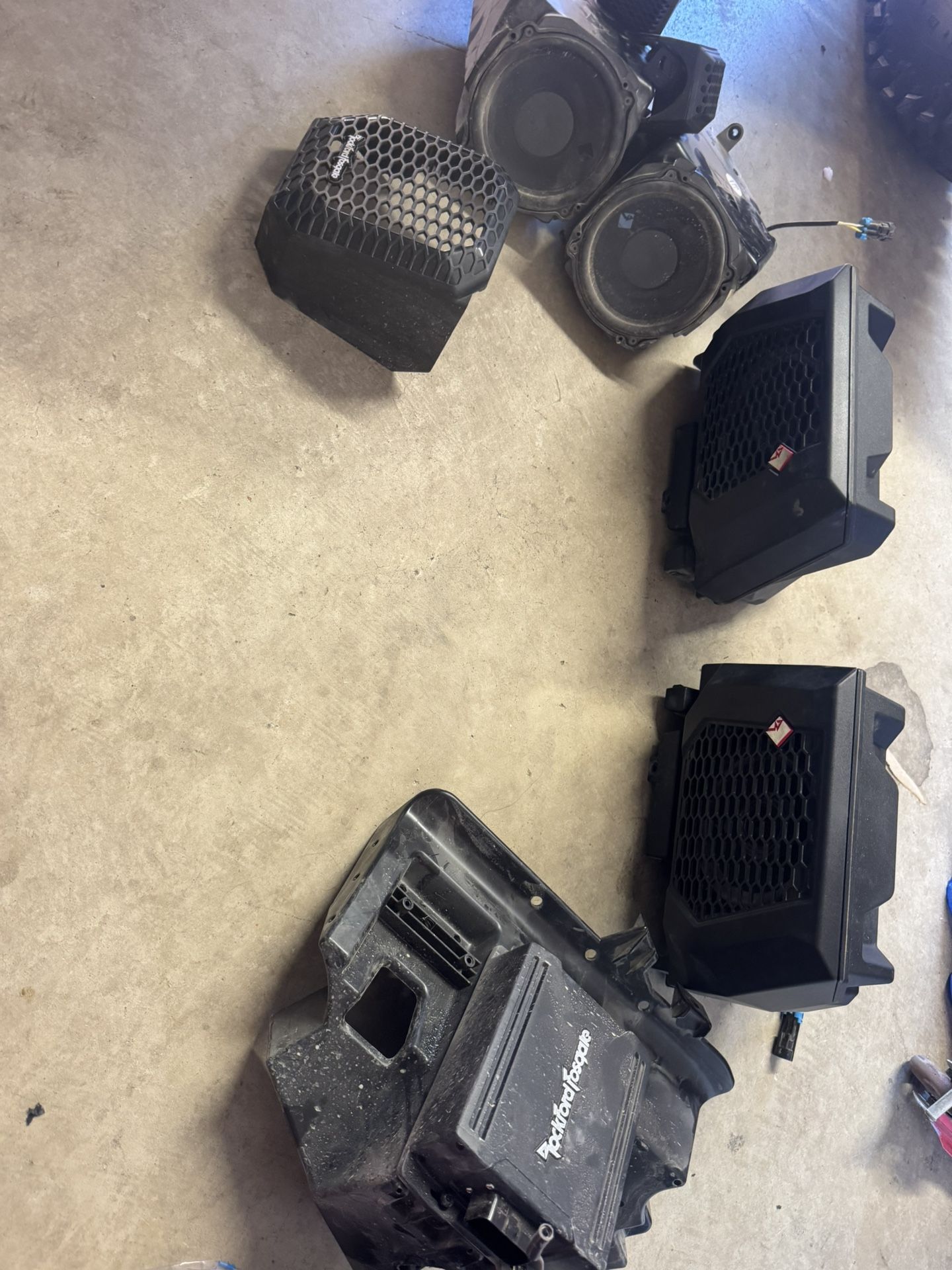 Rzr Pro Factory Stereo Speakers And Amp