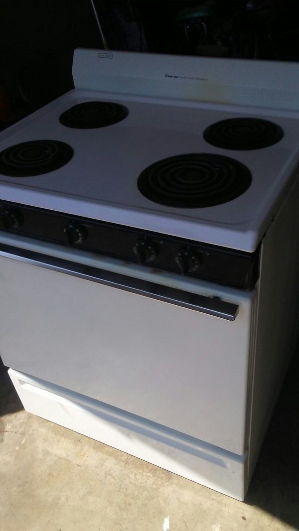 30 Magic Chef White Electric Stove Oven For Sale In Sumner Wa