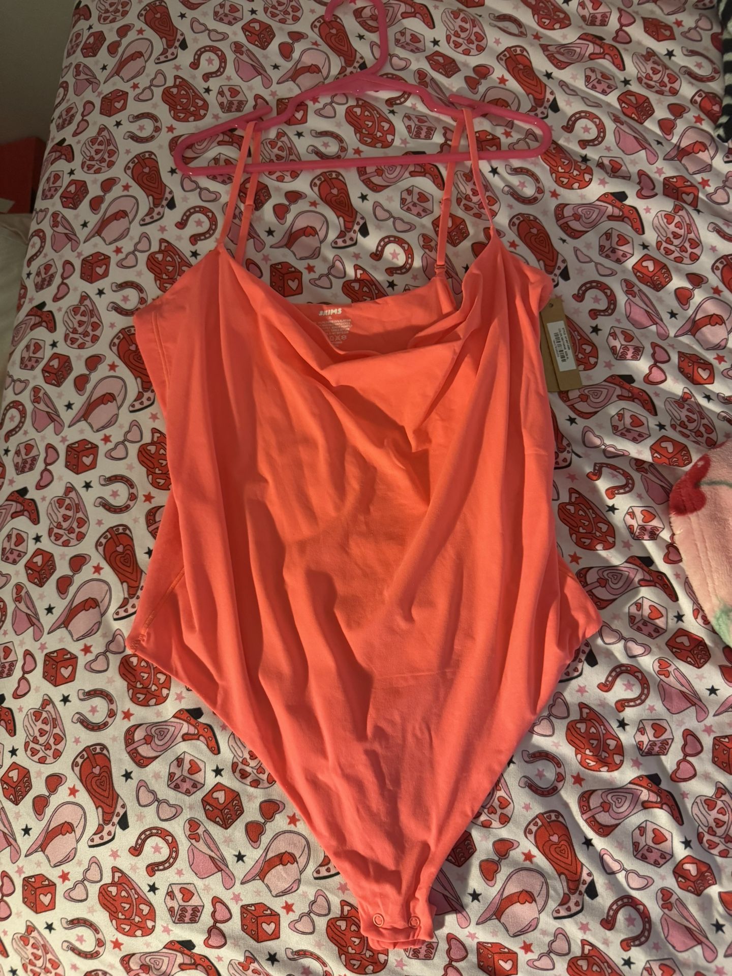 SKIMS Size XL fits everybody Cami bodysuit top thong nectarine NWT