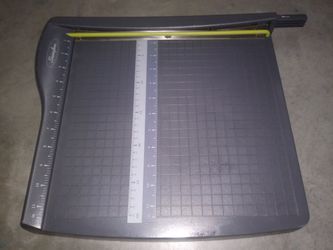 Swingline ClassicCut Lite Guillotine Trimmer, 12" Cut Length, 10 Sheet Capacity (9312W)