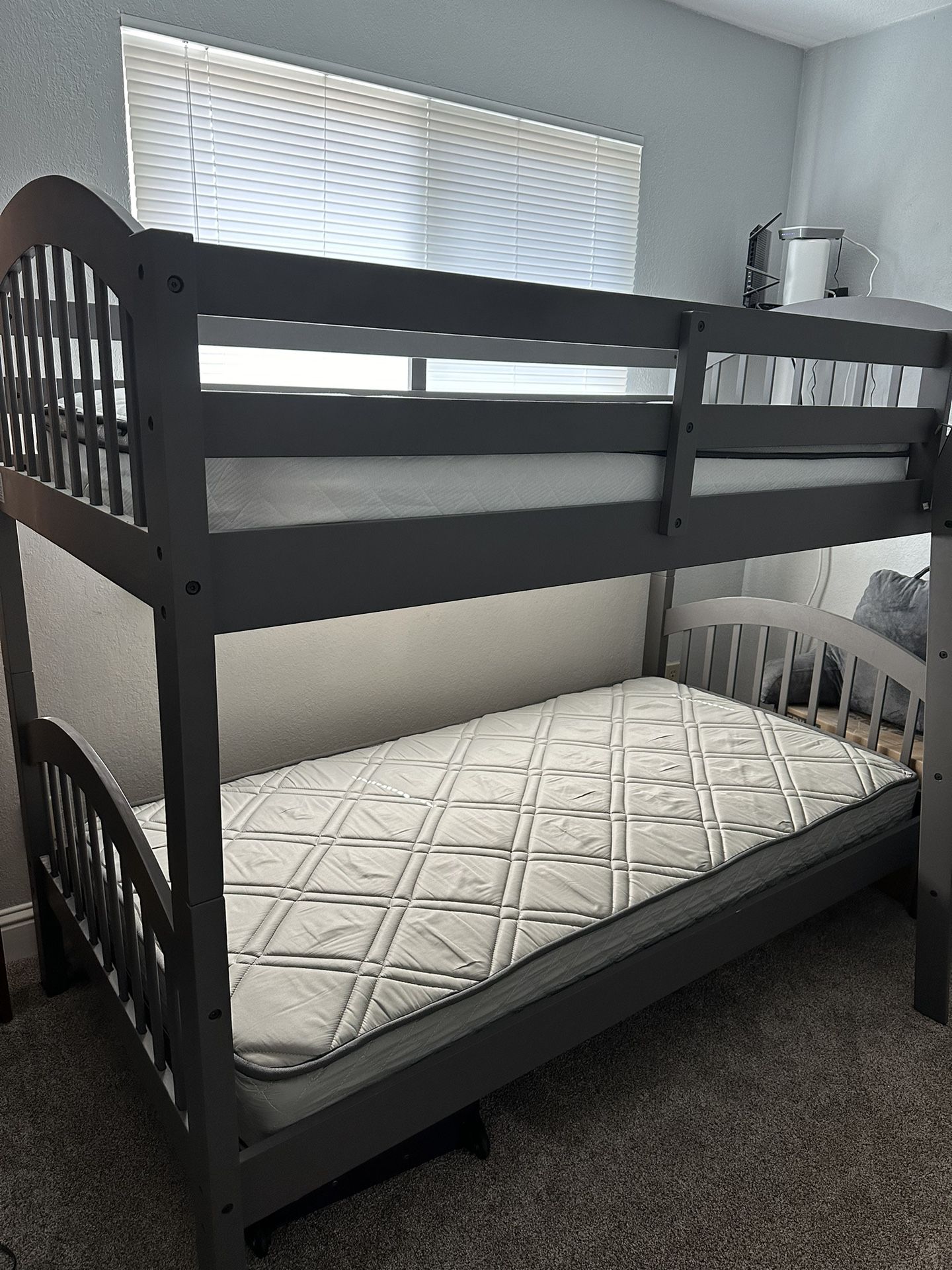 Twin Size Bunk Beds 
