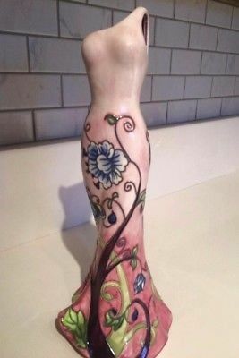 Handpainted Porcelain Benaya Art Dress Functional Vase MINT Condition