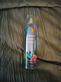 Fine fragrance mist body spray