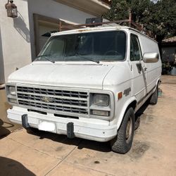 1994 Chevrolet 37V Van