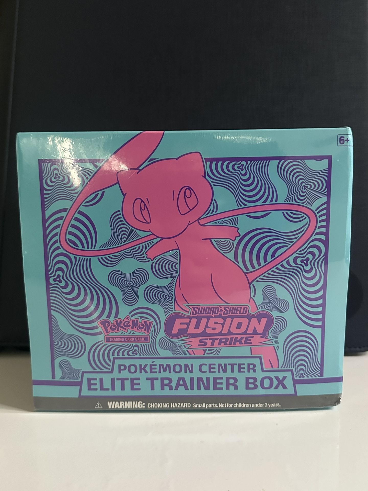 Fusion Strike PC Etb
