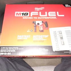 Milwaukee M18 Fuel 1" Sds Plus Rotary Hammer 