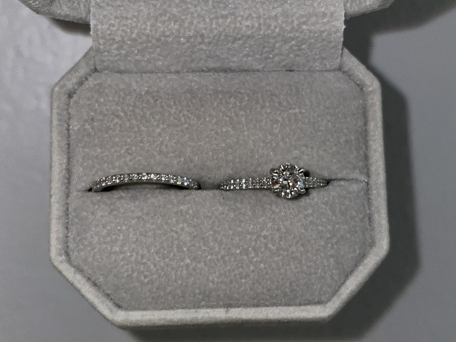 ‘Hearts on Fire’ Cut Diamond Engagement Ring W/ Wedding Band