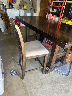 Wood Dinning room table