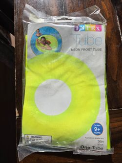 Neon interlude for water fun