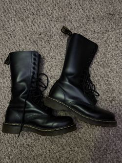 Dr.Marten’s Calf High Boots