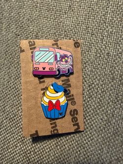 Cheshire Cat Bus & Donald Cupcake Hidden Disney Pins