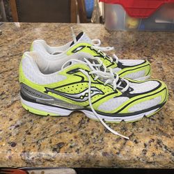 Saucony Grid Tangent 3 Running Shoes