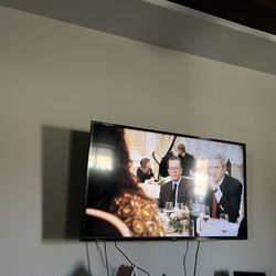 LG  T.V 50 Inch Asking For 85.00 