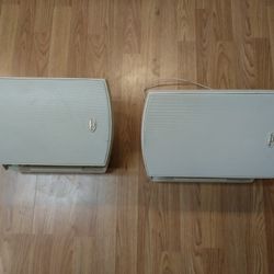 Klipsch outdoor speakers 